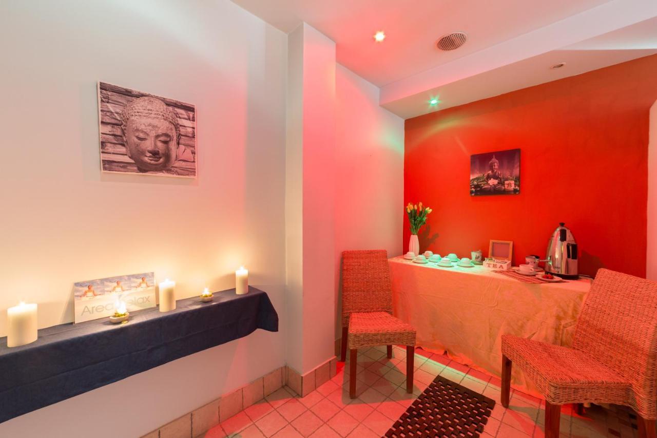 Hotel Palma Benessere リミニ エクステリア 写真